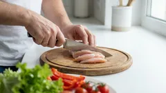 These Mistakes Make Chicken Breast Dry: Tips from a Chef